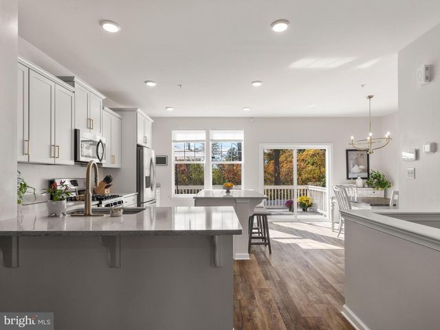 350 DAWSON PL, Downingtown, PA 19335