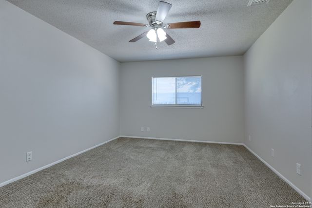 6819 Columbia Ridge, Converse, TX 78109