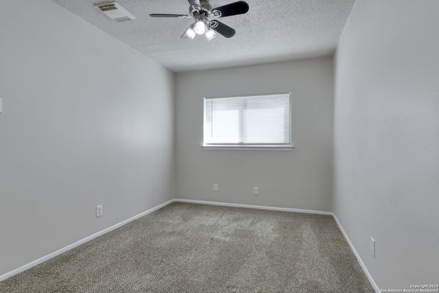 6819 Columbia Ridge, Converse, TX 78109