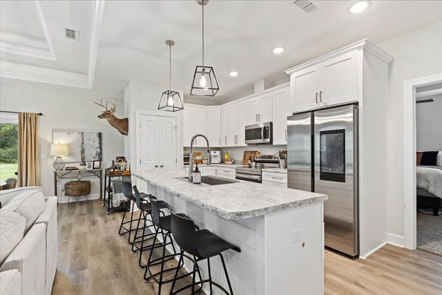 3040 Gatlin Road, Tallahassee, FL 32310
