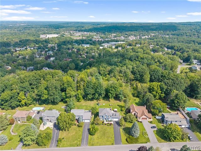 7815 Rolling Ridge Drive, Manlius, NY 13104