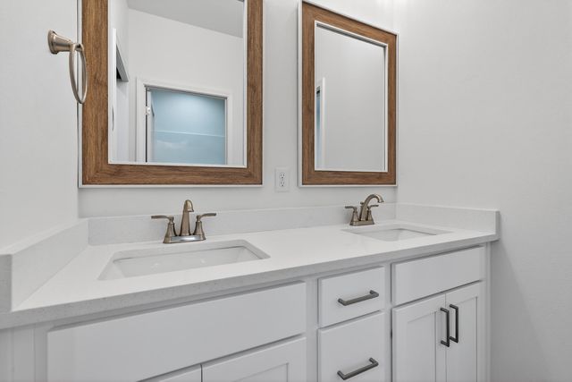 228 NE Greenbrier Circle, Fort Walton Beach, FL 32547