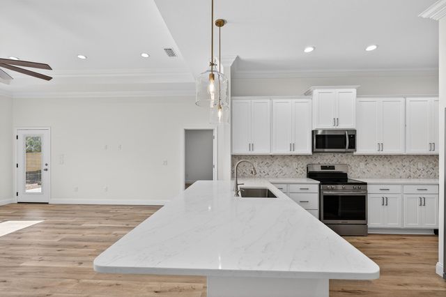 228 NE Greenbrier Circle, Fort Walton Beach, FL 32547