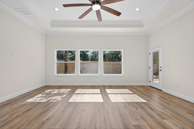 228 NE Greenbrier Circle, Fort Walton Beach, FL 32547