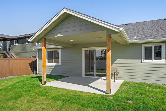 420 E Jim Darby Dr, Medical Lake, WA 99022