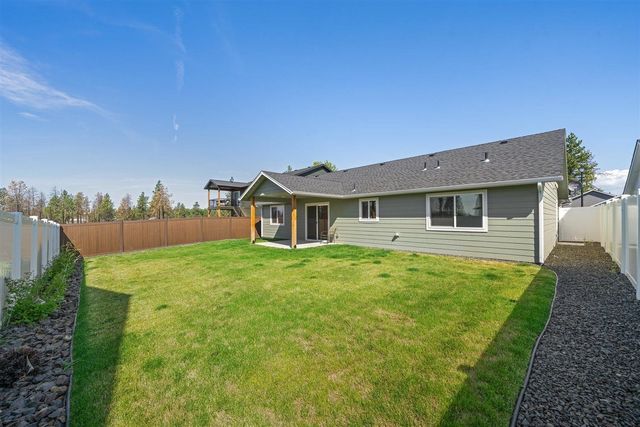 420 E Jim Darby Dr, Medical Lake, WA 99022