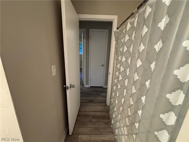 2426 Montgomery Avenue NW, Warren, OH 44485