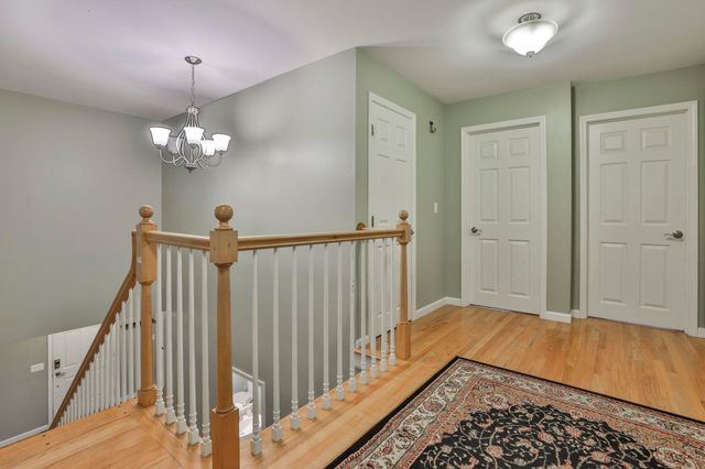 41 Wellesley Drive, Bedford, NH 03110