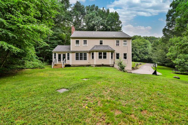 41 Wellesley Drive, Bedford, NH 03110