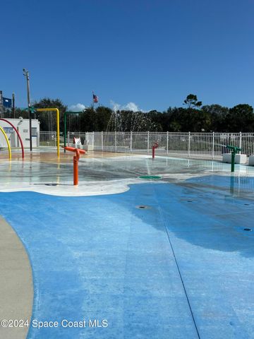 419 Madison Avenue 102, Cape Canaveral, FL 32920