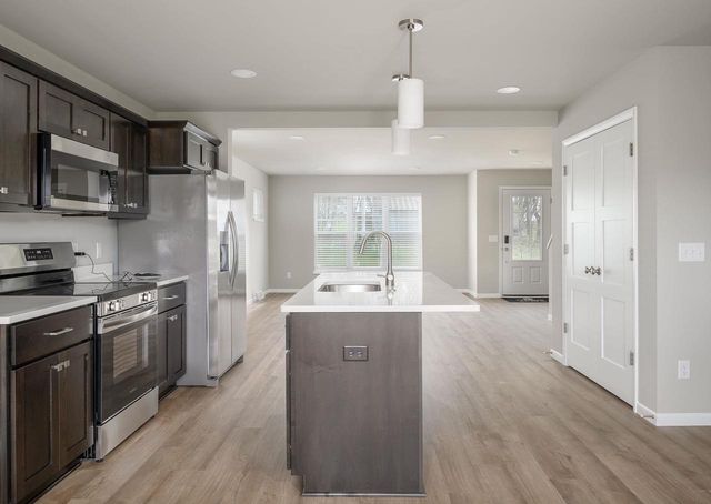 625 Schewe Road, Middleton, WI 53562