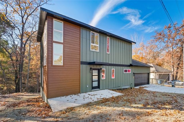 50 Thaxted Drive, Bella Vista, AR 72715