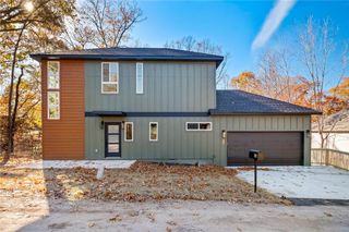 50 Thaxted Drive, Bella Vista, AR 72715