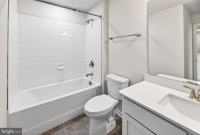 25 STANTON RD, Mount Holly, NJ 08060