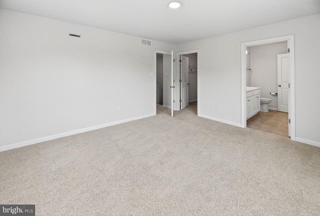 25 STANTON RD, Mount Holly, NJ 08060