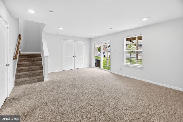 25 STANTON RD, Mount Holly, NJ 08060