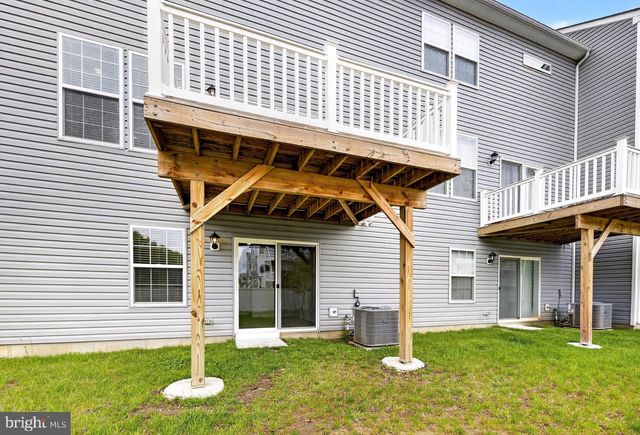 25 STANTON RD, Mount Holly, NJ 08060