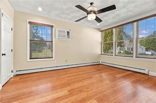 230 School Street 1, Lincoln, RI 02865