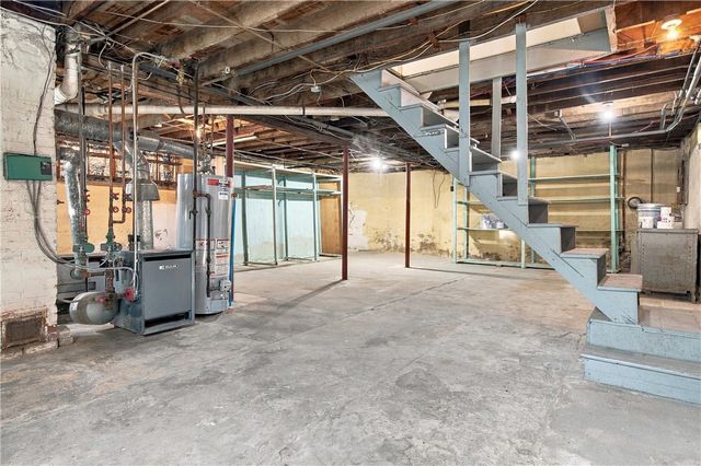 230 School Street 1, Lincoln, RI 02865