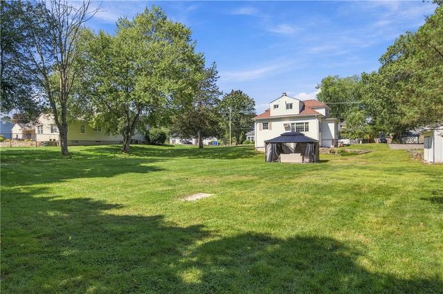 230 School Street 1, Lincoln, RI 02865