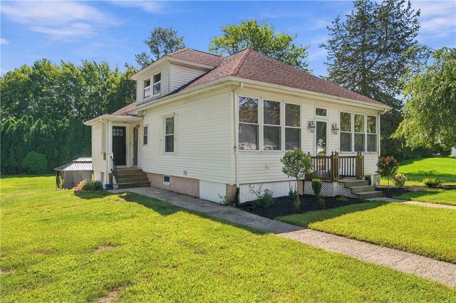 230 School Street 1, Lincoln, RI 02865