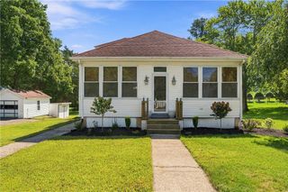 230 School Street 1, Lincoln, RI 02865