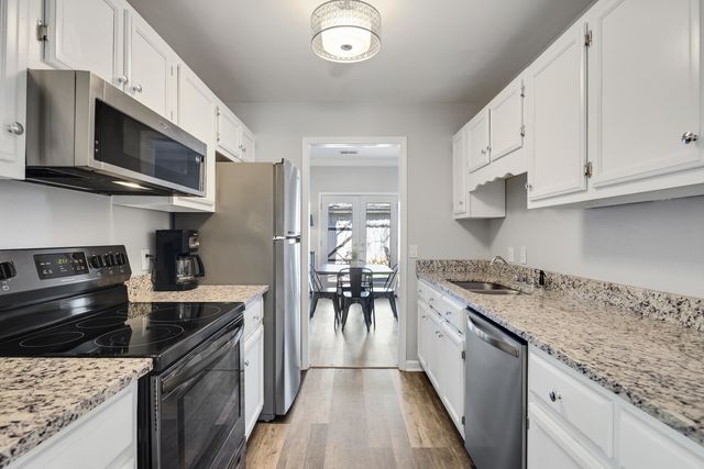 1654 EASTMORELAND AVE, Memphis, TN 38104