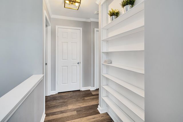 1654 EASTMORELAND AVE, Memphis, TN 38104