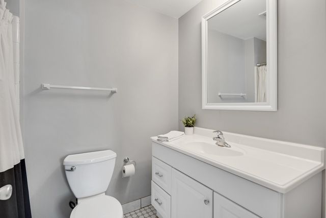 1654 EASTMORELAND AVE, Memphis, TN 38104