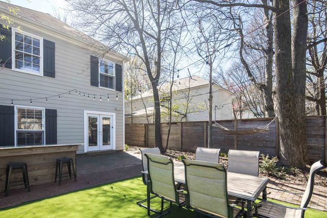 1654 EASTMORELAND AVE, Memphis, TN 38104