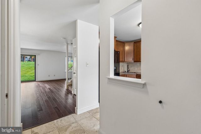 537 BASSETT LN, West Norriton, PA 19403