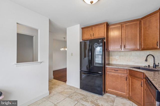 537 BASSETT LN, West Norriton, PA 19403