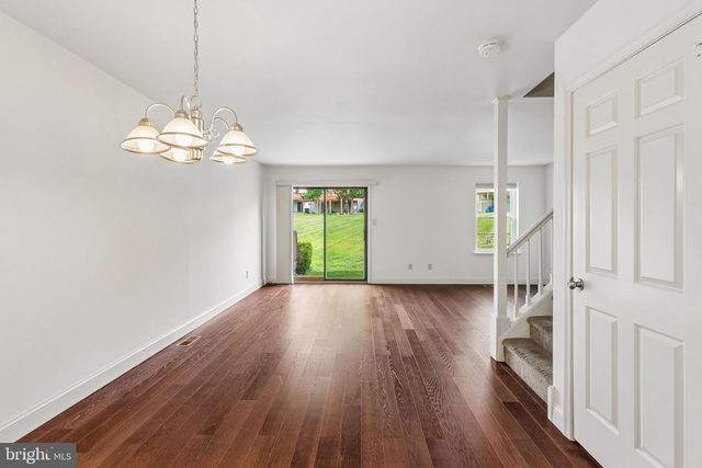 537 BASSETT LN, West Norriton, PA 19403