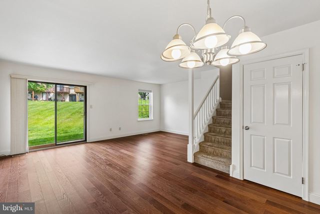 537 BASSETT LN, West Norriton, PA 19403
