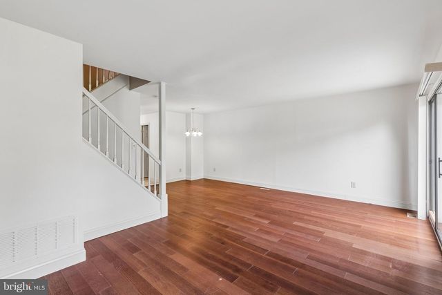 537 BASSETT LN, West Norriton, PA 19403