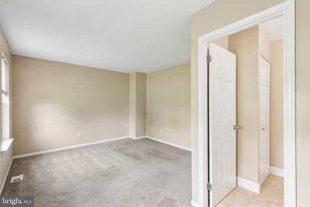 537 BASSETT LN, West Norriton, PA 19403