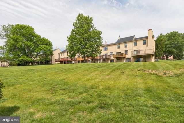 537 BASSETT LN, West Norriton, PA 19403