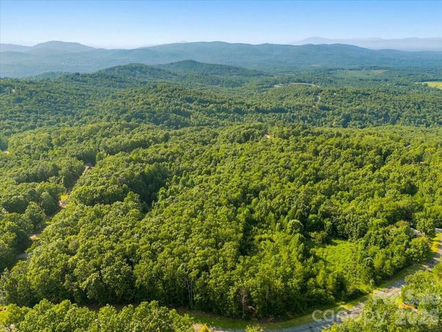 207 Mossy Oak Trail 166, Nebo, NC 28761