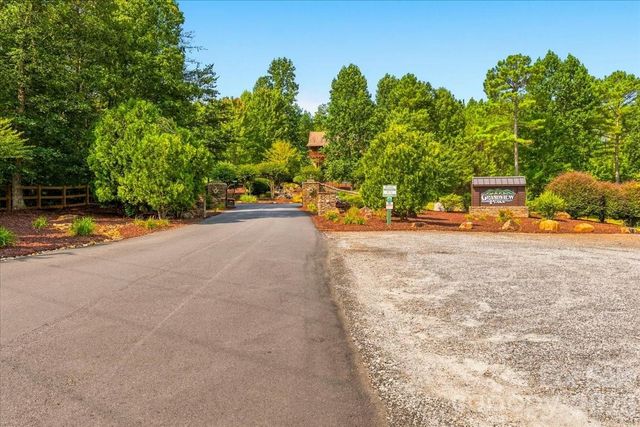 207 Mossy Oak Trail 166, Nebo, NC 28761