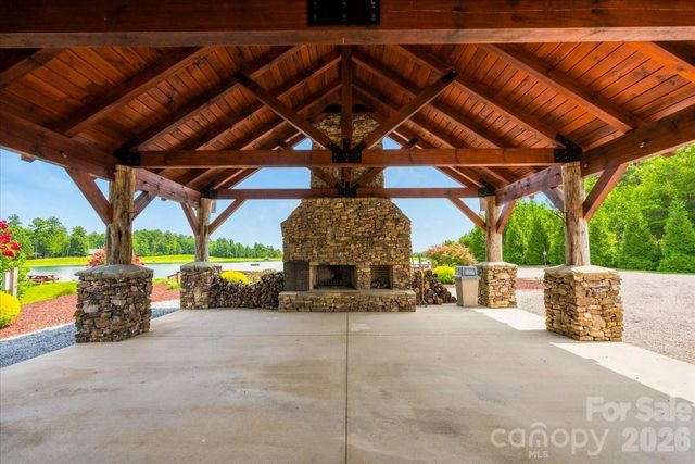 207 Mossy Oak Trail 166, Nebo, NC 28761