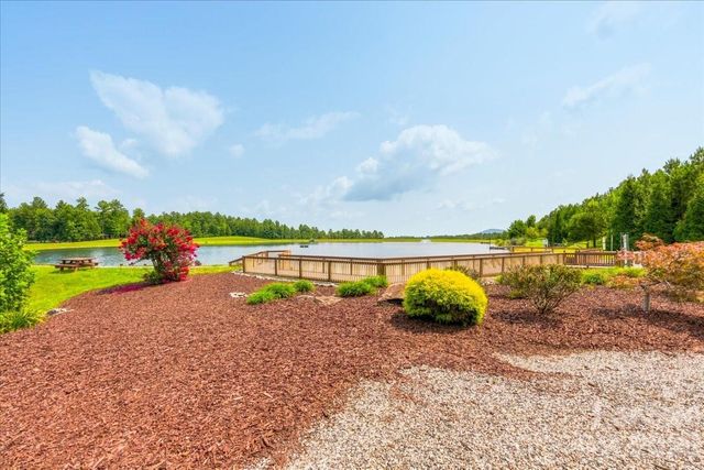 207 Mossy Oak Trail 166, Nebo, NC 28761