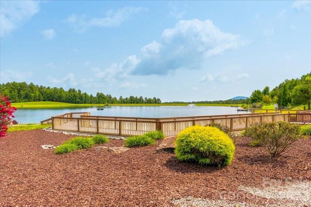 207 Mossy Oak Trail 166, Nebo, NC 28761