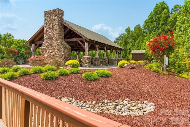 207 Mossy Oak Trail 166, Nebo, NC 28761