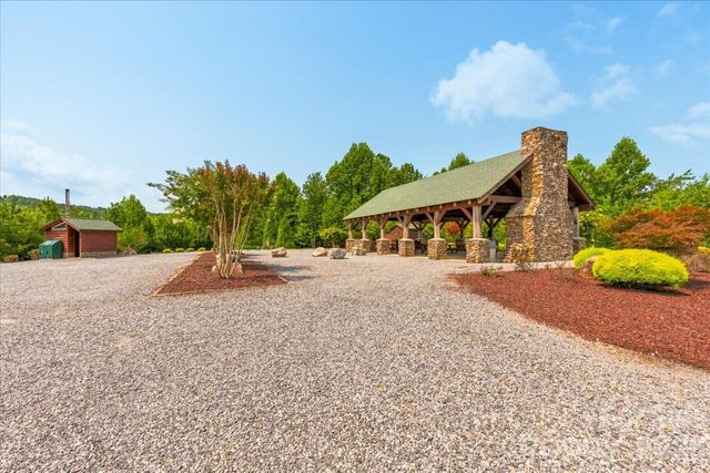 207 Mossy Oak Trail 166, Nebo, NC 28761