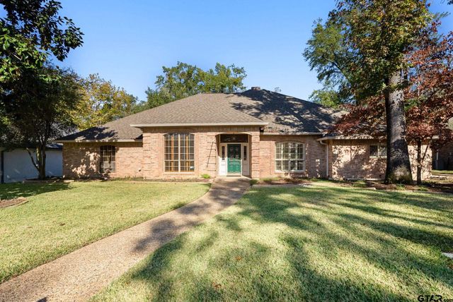 1807 Royal Oak Dr, Tyler, TX 75703