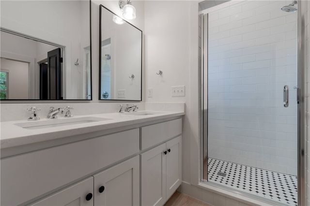 325 W Rock Street, Fayetteville, AR 72701
