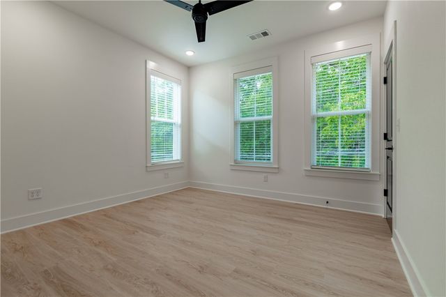 325 W Rock Street, Fayetteville, AR 72701