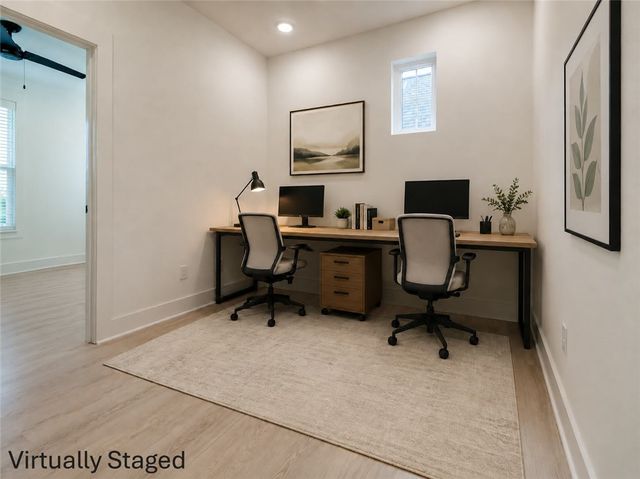 325 W Rock Street, Fayetteville, AR 72701