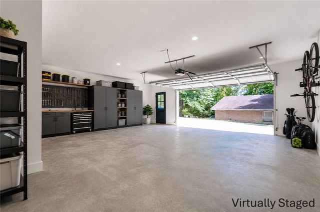 325 W Rock Street, Fayetteville, AR 72701