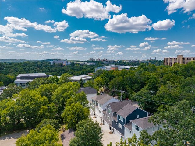 325 W Rock Street, Fayetteville, AR 72701